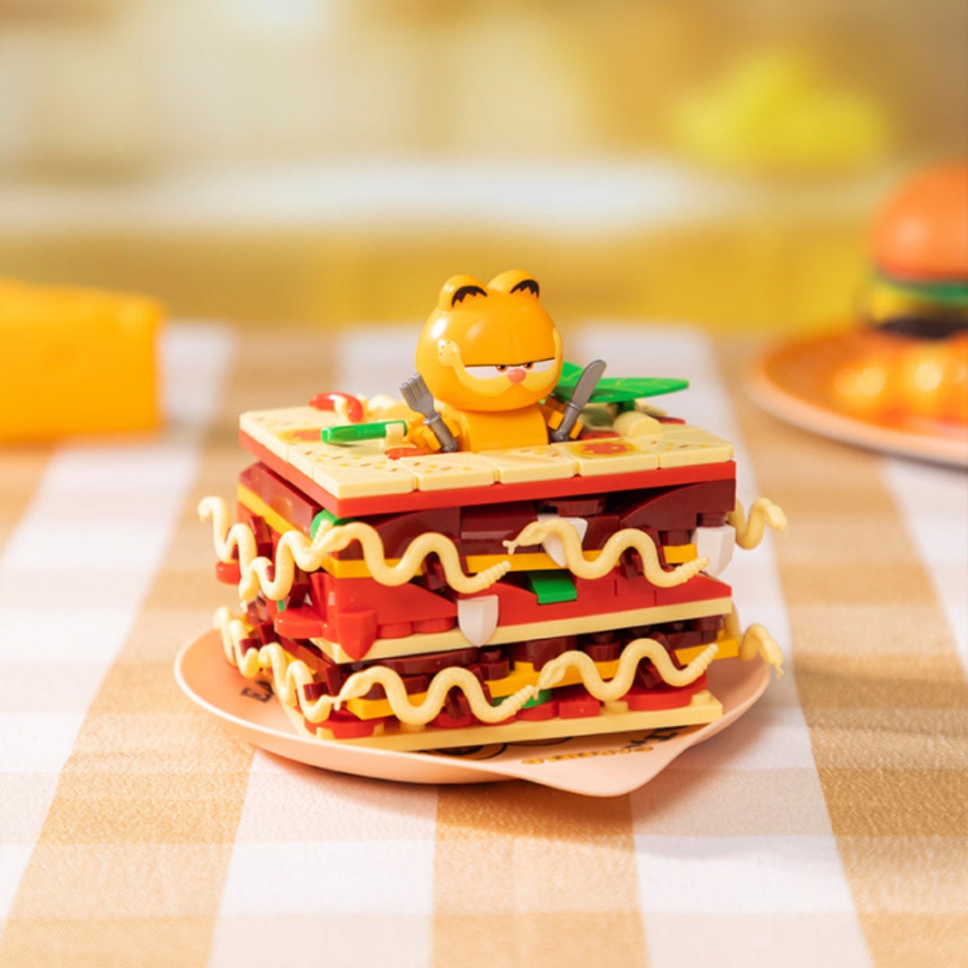 Pantasy Garfield Eating Lasagna