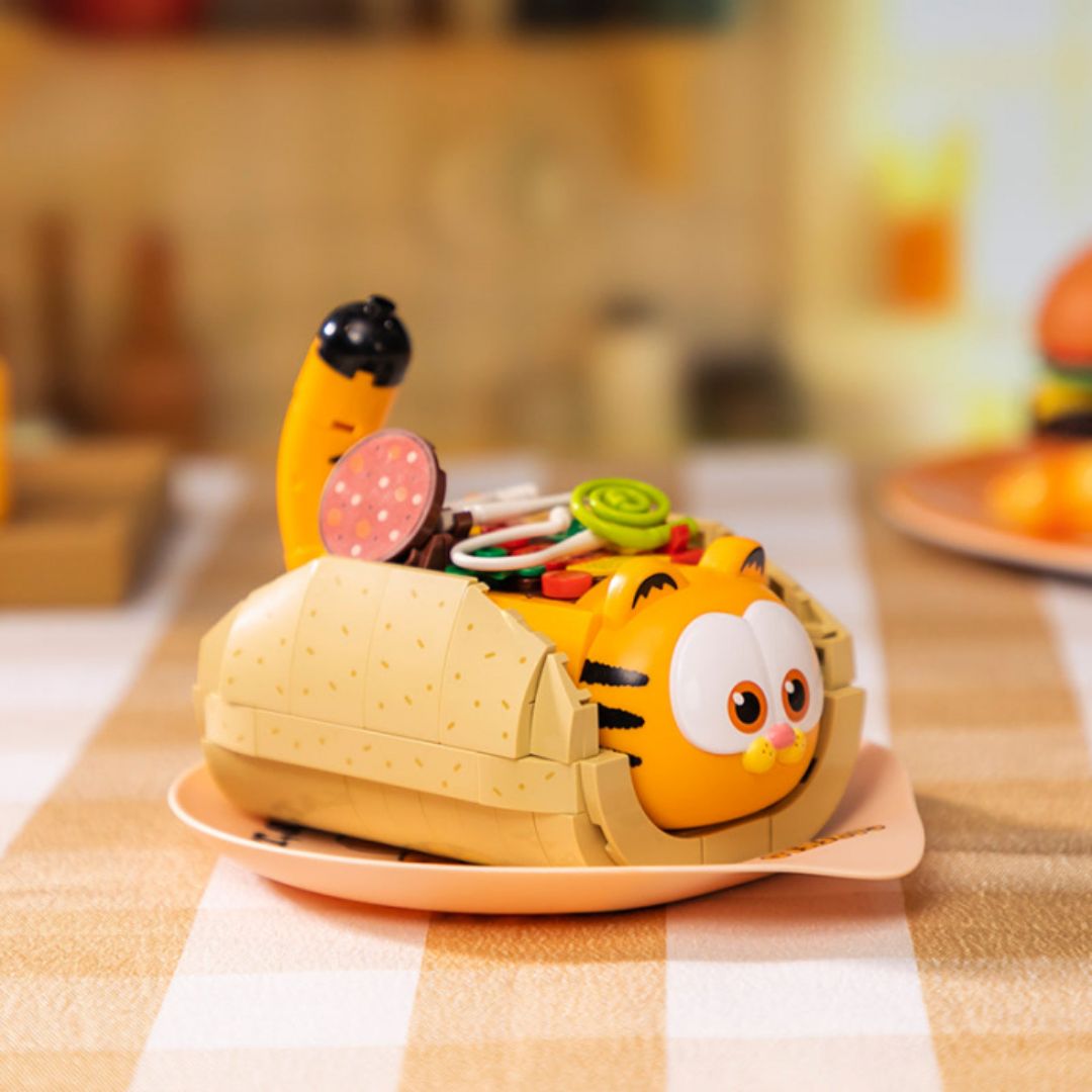 Pantasy Garfield: In a Taco