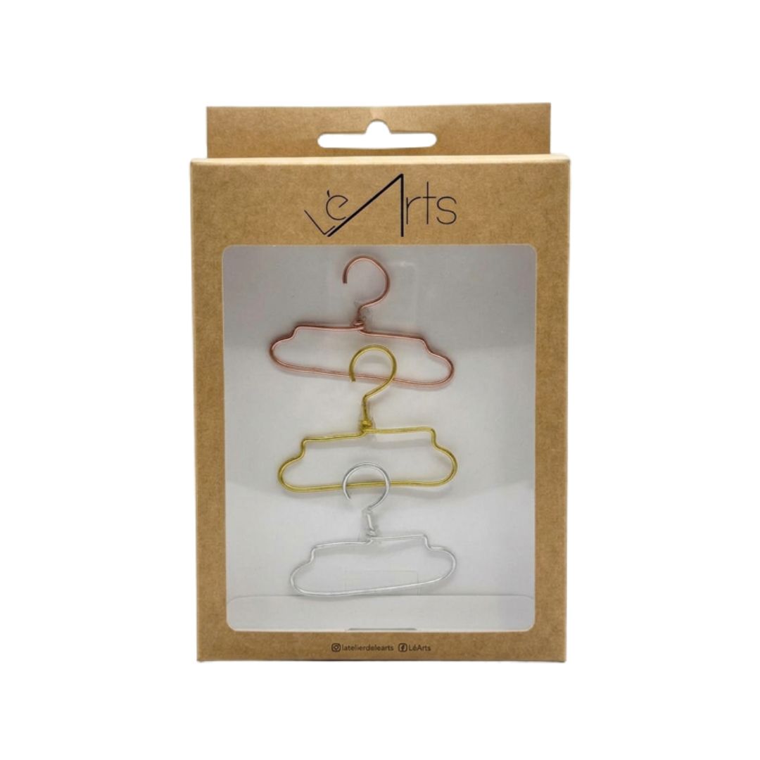 LéArts Mini Wire Doll Hanger Set