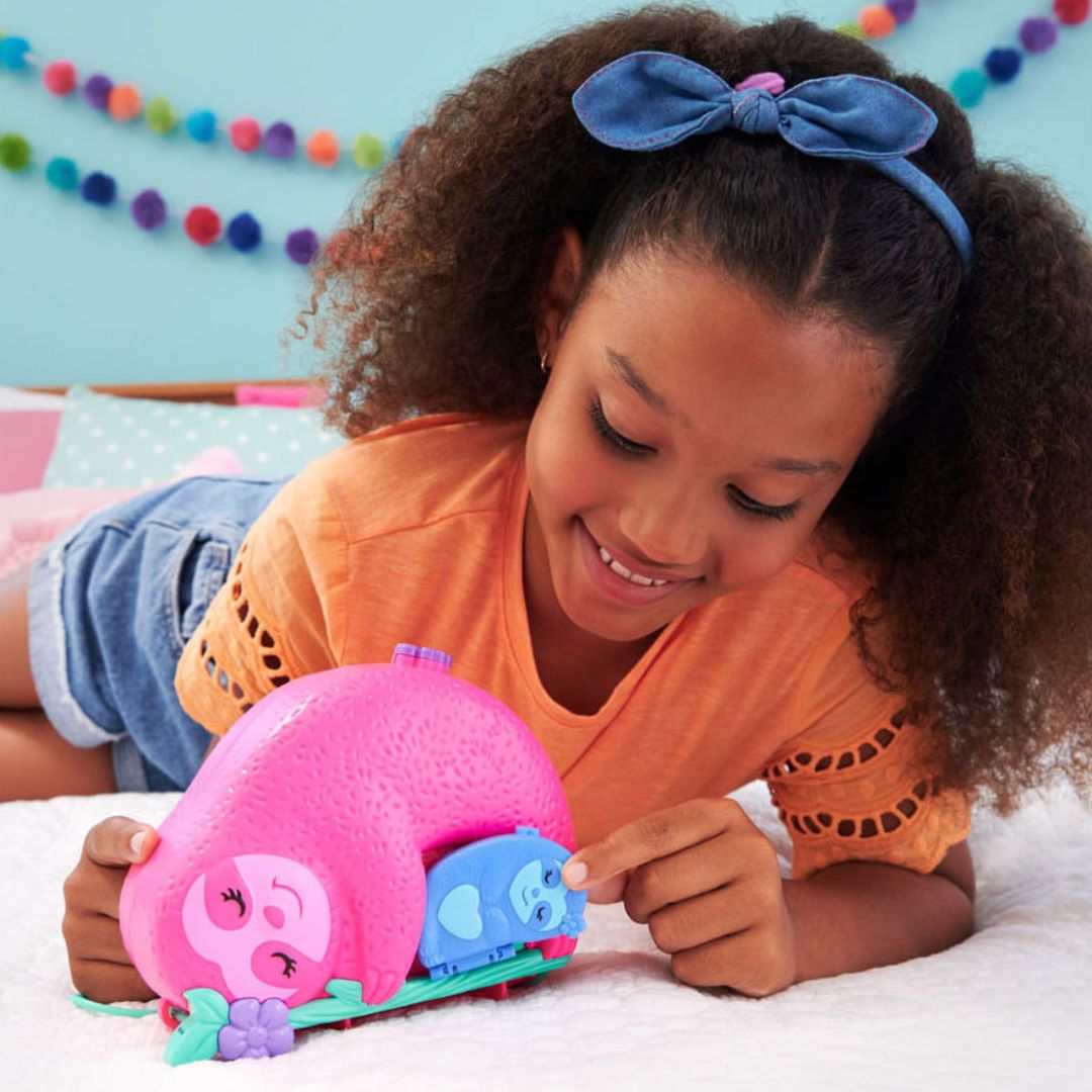 Polly Pocket Sloth Family 2-in-1 Compact Playset