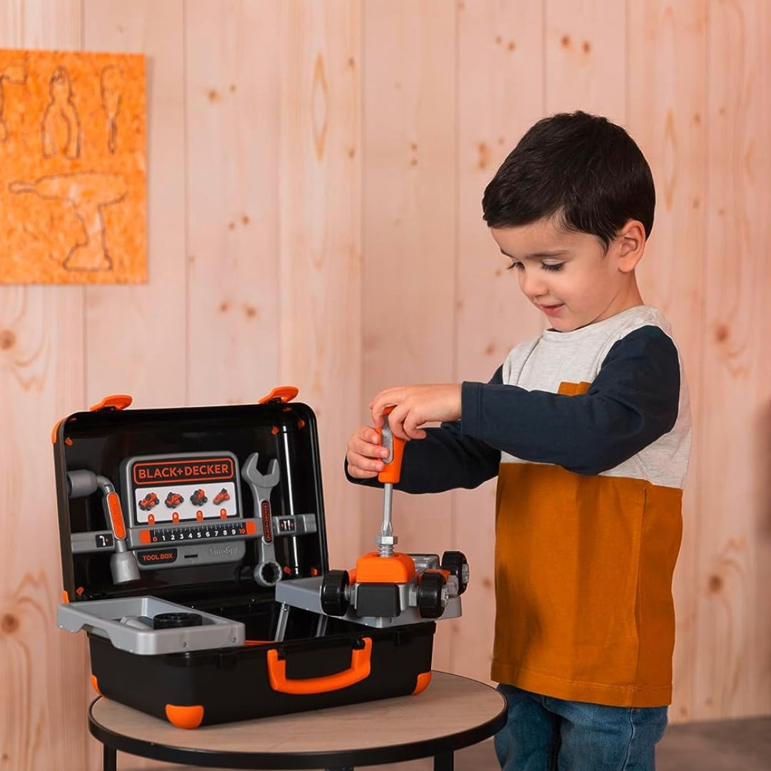 Black + Decker Tool Case (39 Pieces)