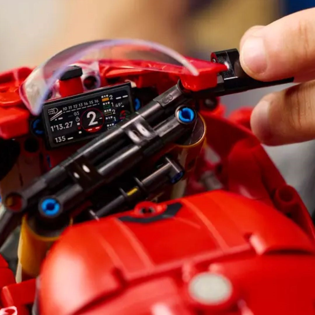 Lego Technic Ducati Panigale V4 S Motorcycle