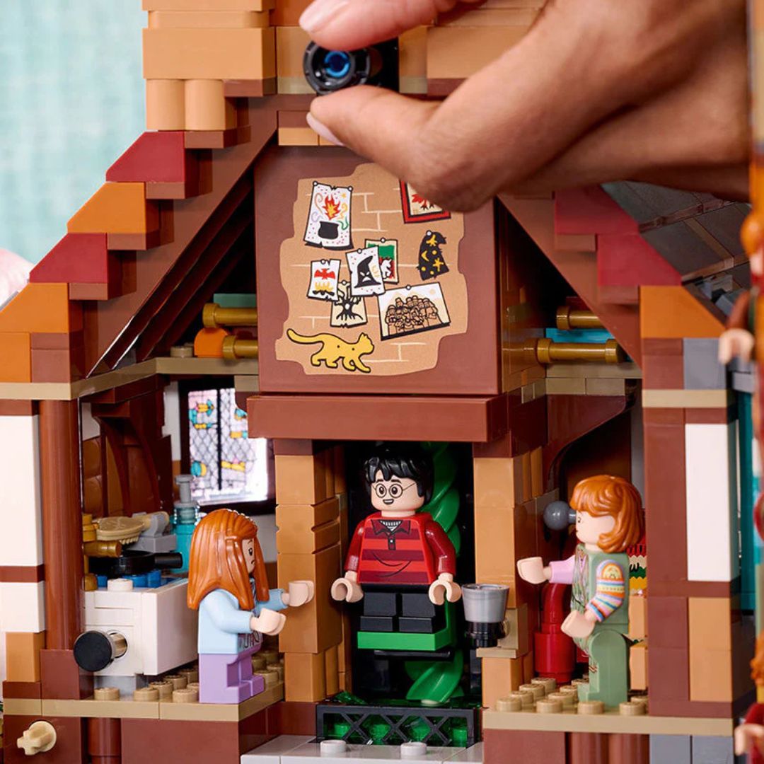 Lego Harry Potter The Burrow – Collectors’ Edition Set