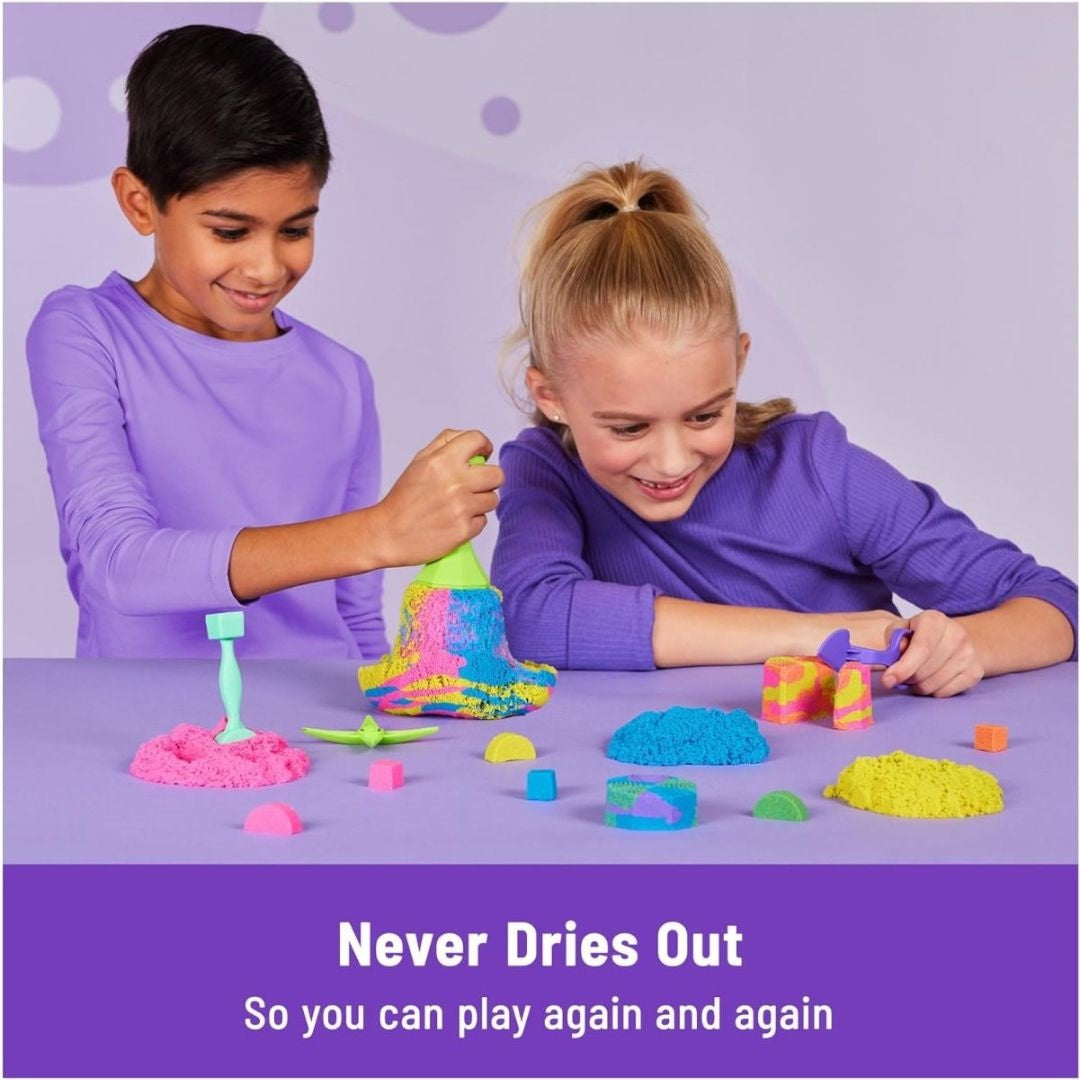 Spin Master Kinetic Sand Squish N’ Create Playset