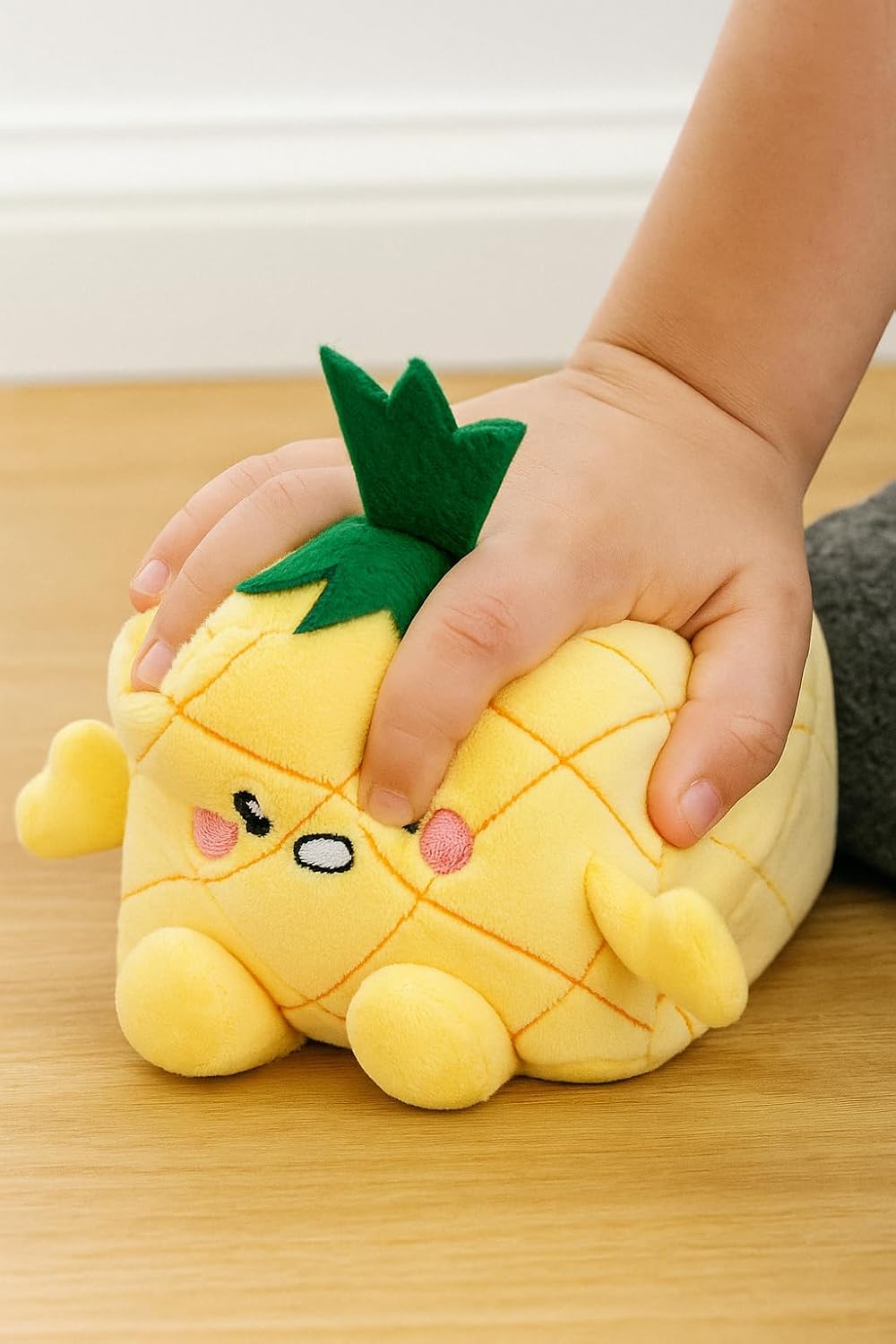 SquarePals Pineapple 10cm
