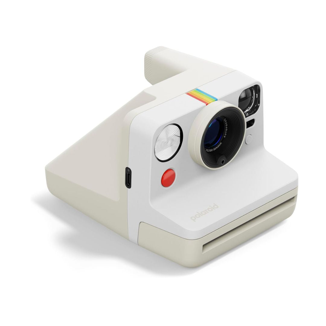 Polaroid 3rd Generation I-Type Instant Camera + Film Bundle