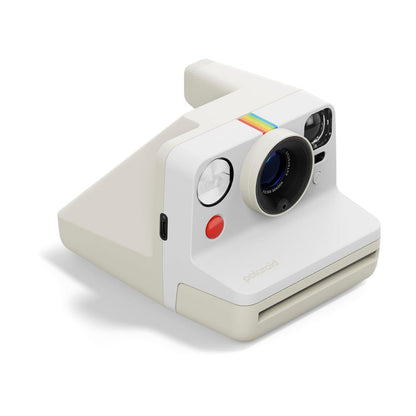 Polaroid 3rd Generation I-Type Instant Camera + Film Bundle