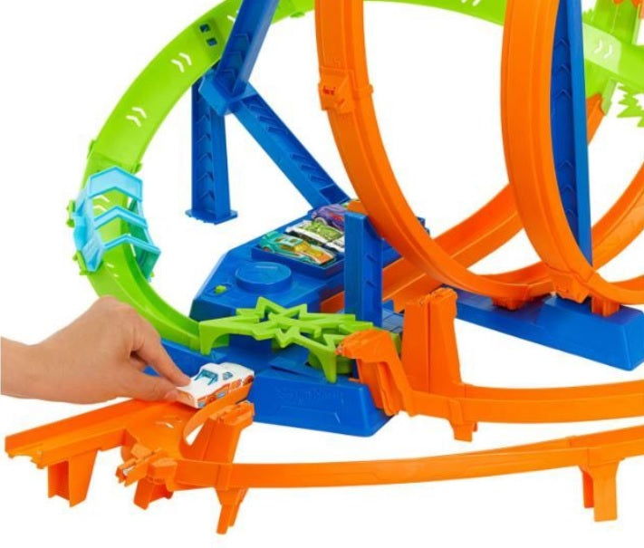 Hot Wheels Action Epic Crash Dash track set