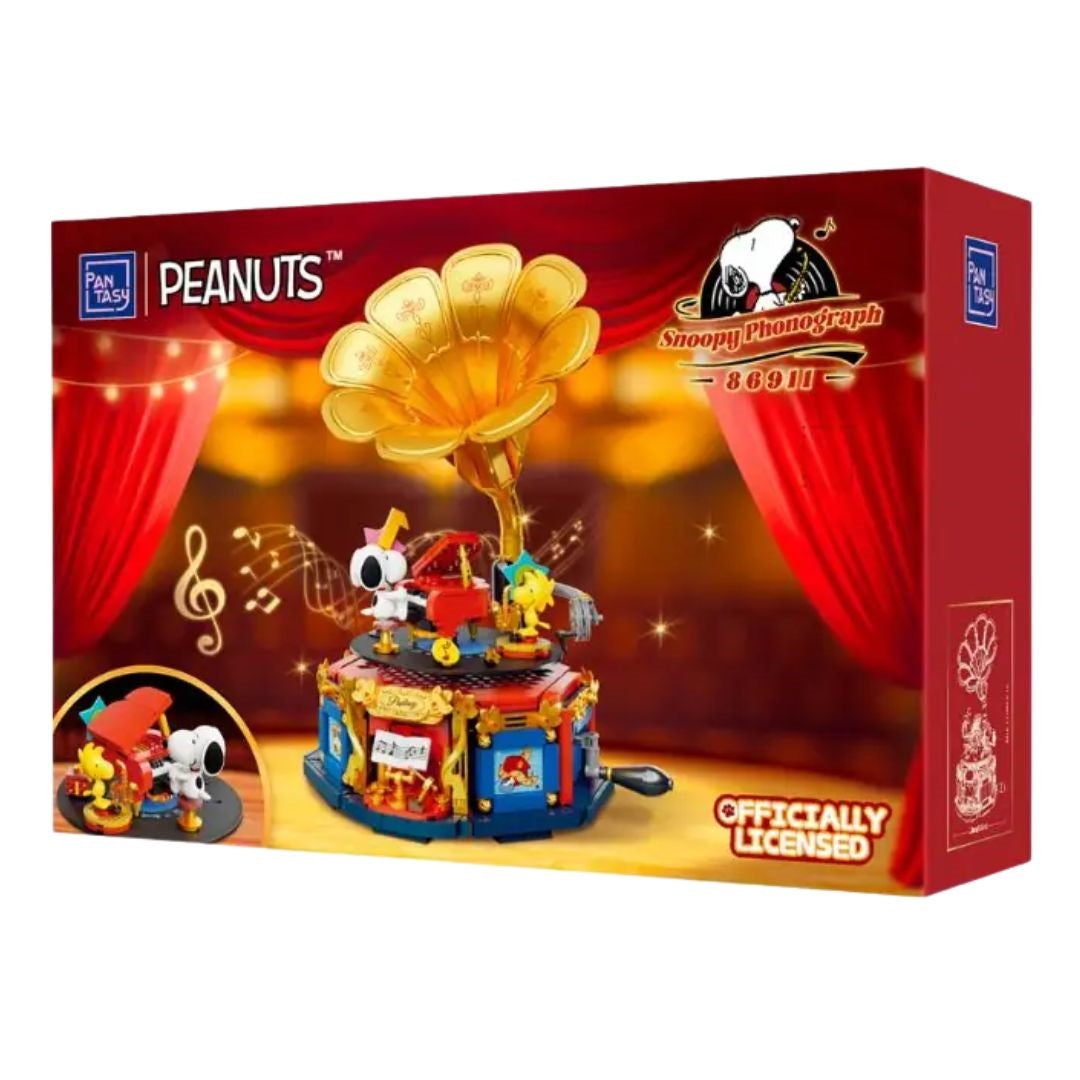 Pantasy Snoopy’s Phonograph