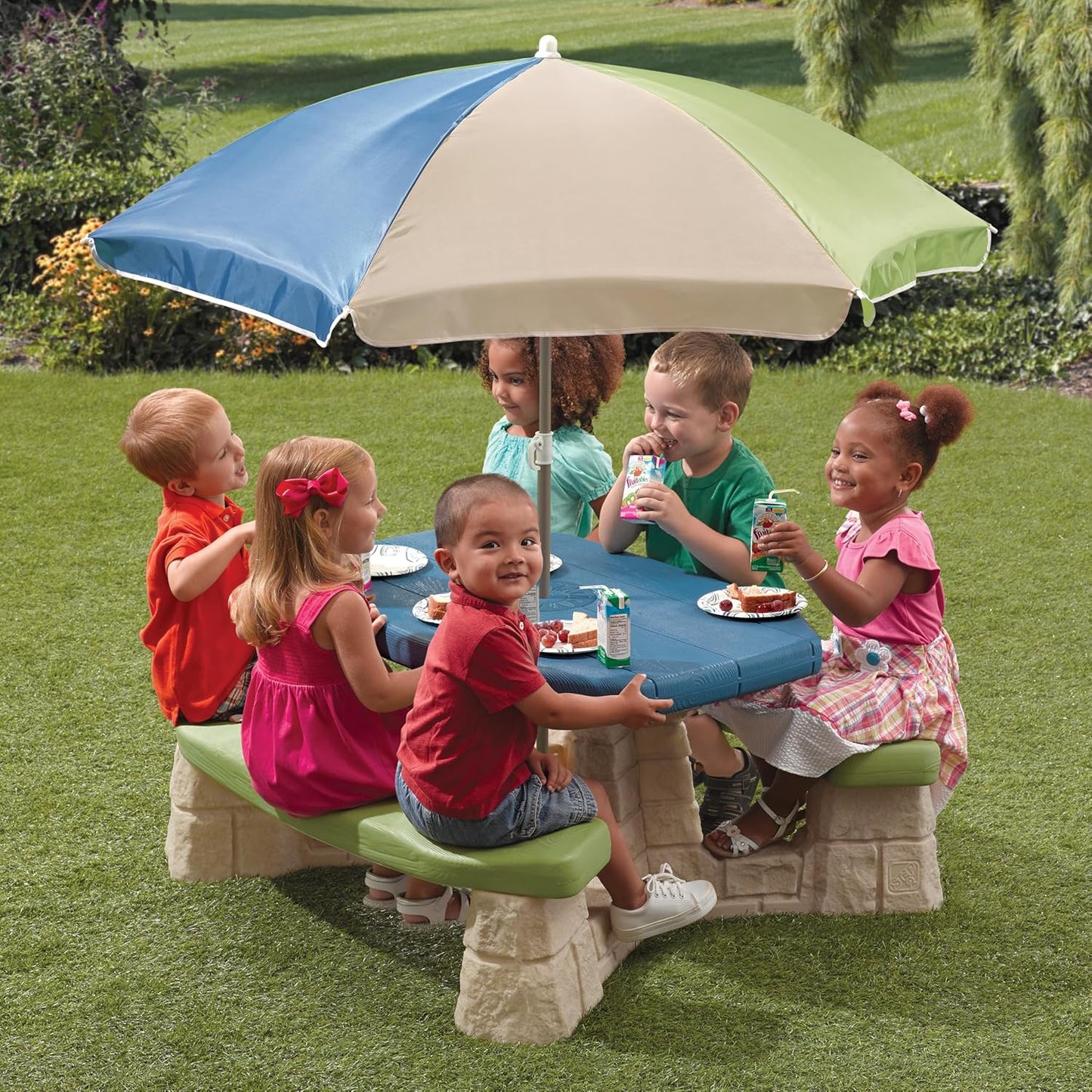 Step2 Naturally Playful Kids Picnic Table with Umbrella