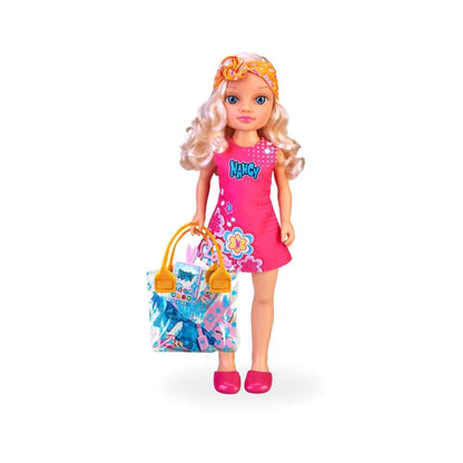 Nancy What's in My Bag