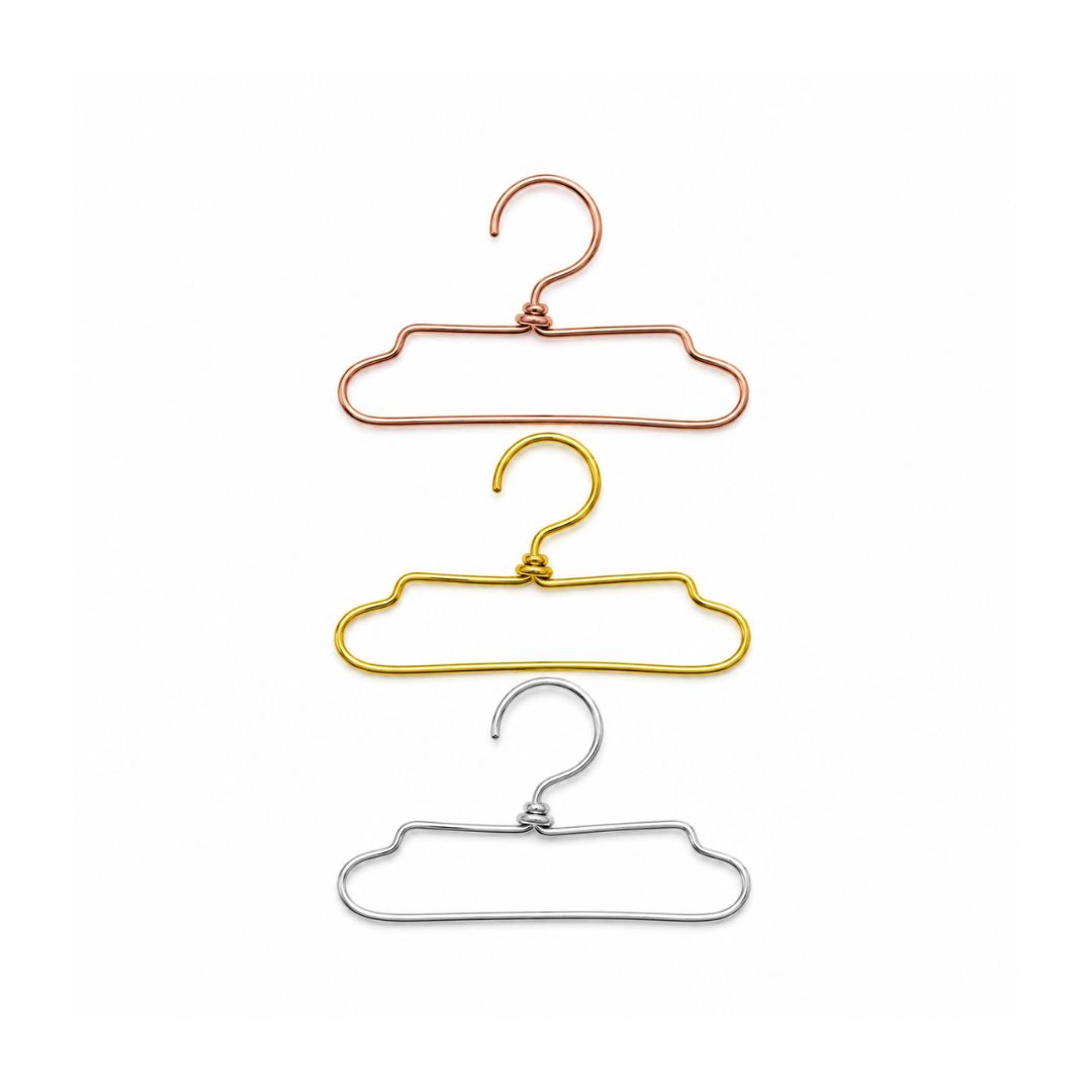 LéArts Mini Wire Doll Hanger Set