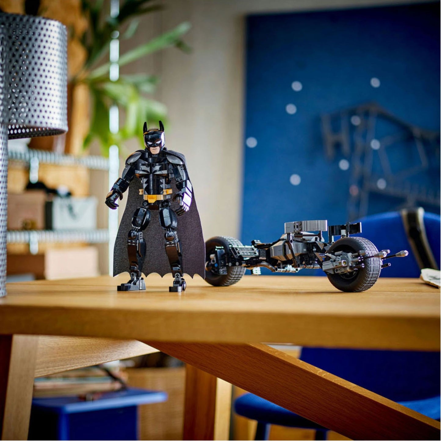 Lego DC Batman Figure & the Bat-Pod Bike