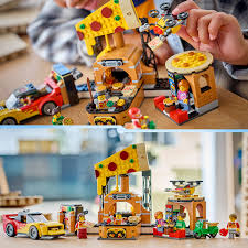 LEGO City Pizza Delivery Experience with Vehicles