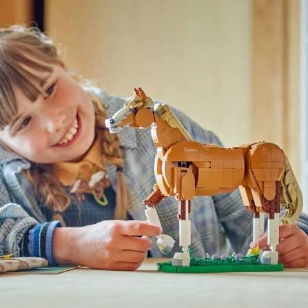 LEGO Creator 3-in-1 Beautiful Horse